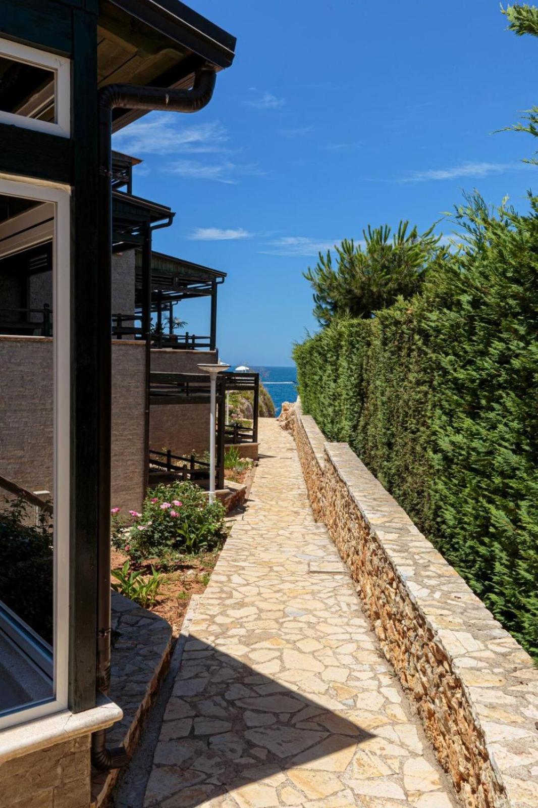 Vlorë Bay Inn Apartment Sea Front מראה חיצוני תמונה